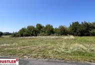 Attraktives Baugrundstück mit Schneebergblick und Badesee Nähe