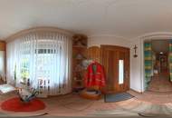 Einfamilienhaus mit großem sonnigen Garten