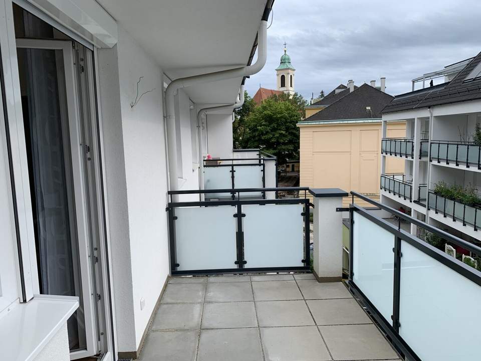 Neuwertige 2 Zimmerwohnung mit südwestlichen Balkon und Stellplatz inklusive!