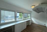 Modernes Atelier, Loft, Dachterrasse im Neunzehnten // Modern Studio, loft, roof terrace in the nineteenth //