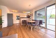 Wiesing: Modernes Wohnen mit Gartenidylle – sonnige 3-Zi.-Neubauwohnung zu verkaufen