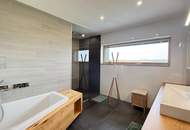 Architektenhaus in sonniger Ruhelage mit Spiral-Weinkeller, Infinity Pool und Burgblick