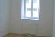 Anleger aufgepasst: Unbefristet vermietete 2-Zimmer-Wohnung mit ca. 4,22% Bruttoanfangsrendite!