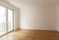 Charmante Drei-Zimmer-Wohnung mit Balkon nächst Albertina