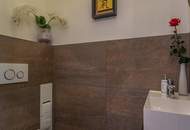 ***Wohlfühl-2-Zimmerwohnung mit großer Dachterrasse und Wintergarten***