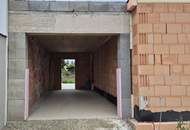 BUNGALOW MIT GARAGE IM ROHBAUZUSTAND - NACH IHREN IDEEN FERTIGSTELLEN