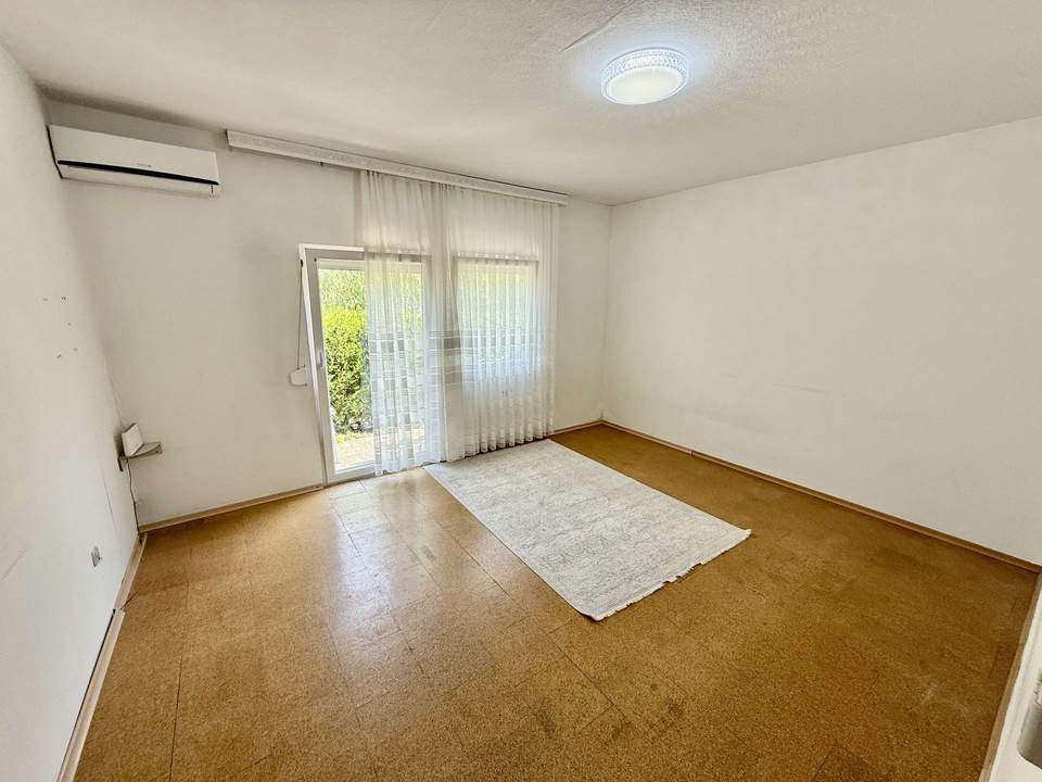 Optimal geschnittene Erdgeschosswohnung mit Terrasse – mitten in Hollabrunn!