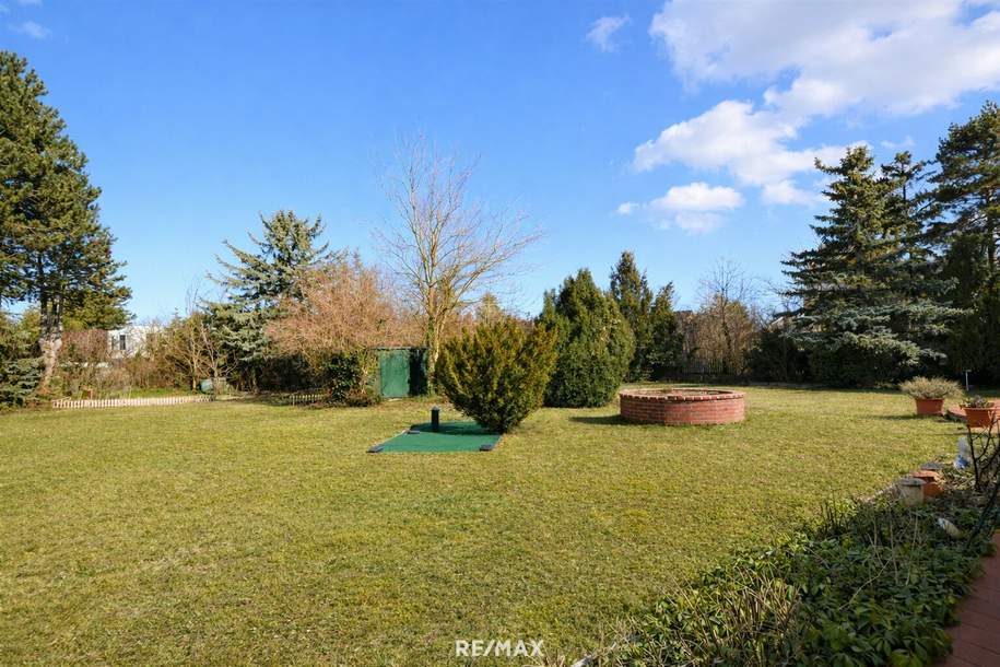 Großzügiges Grundstück in Strasshof: 1.622 m² Eigengrund mit Potenzial für Teilung und 3 Wohneinheiten, Grund und Boden-kauf, 595.000,€, 2231 Gänserndorf