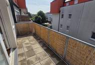 MIETE! Neuwertige Familienwohnung mit Garagenplatz!