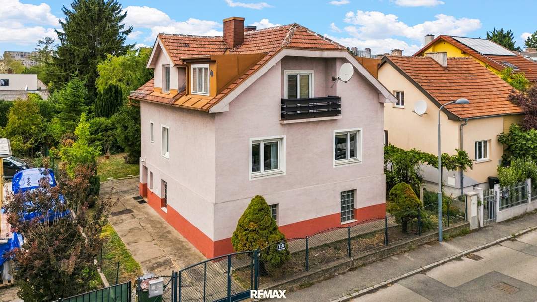 Ein Haus mit Geschichte....und viel Raum für neue Ideen!