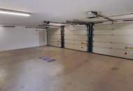 Zwei GARAGEN / HALLEN mit jeweils 3 STELLPLÄTZEN - zu mieten