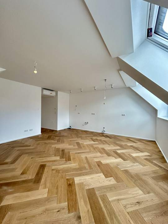 Exklusives Wohnen auf zwei Ebenen - Maisonette in Top-Lage mit Balkon und Terrasse in 1090 Wien