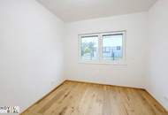 ERSTBEZUG VOR DEN TOREN WIENS - DOPPELHAUSHÄLFTE MIT STELLPLÄTZEN AUF EIGENGRUND