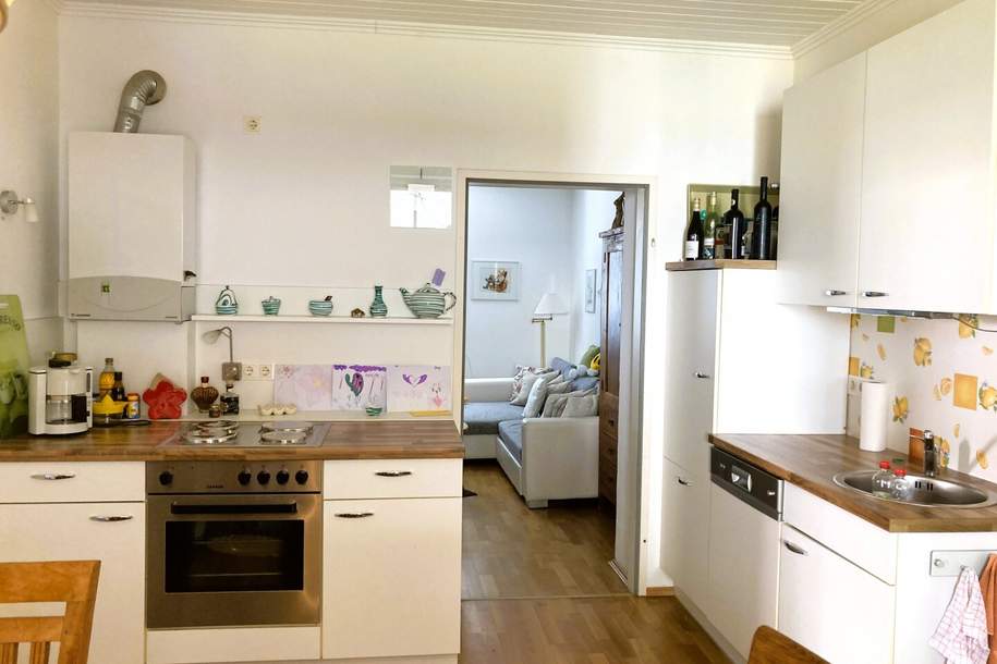 3-ZIMMER-WOHNUNG - 70 m² Wfl. ERDGESCHOSS - SCHÖNE AUSSICHT – RUHIGE LAGE - UNMITTELBAR an der TRAUN Terrasse / Garten / Carport, Wohnung-kauf, 197.000,€, 4802 Gmunden