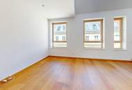 Helle, exklusive 4-Zimmer-Maisonette-Dachgeschosswohnung mit großer Terrasse und Klimaanlage
