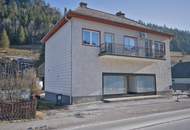 Zwei Häuser, ein Grundstück: Ihr neues Zuhause mit laufenden Mieteinnahmen