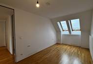 Sonnige Dachgeschosswohnung mit Blick & Stil – Nähe Mariahilfer Straße