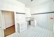 Gepflegtes 4 Zimmer Altbau-Büro-Praxis Nähe Wattgasse/Hernalser Hauptstraße