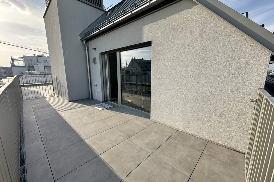 Hier müssen Sie schnell sein - AB SOFORT BEZIEHBAR!! Tolle 3 Zimmerdachgeschosswohnung + zwei Terrassen! Absolute Toplage! U1 Kagranerplatz!!, Wohnung-miete, 1.398,99,€, 1220 Wien 22., Donaustadt