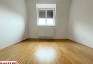 STADTLEBEN PUR | 3-ZIMMERWOHNUNG IM OBERSTEN STOCKWERK