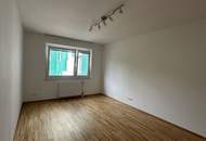 Moderne 3,5-Zimmer-Wohnung mit Loggia und Parkplatz!!!