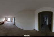 Großes Haus für Visionäre in Aussichtslage (Buschenschank, Weingärten)
