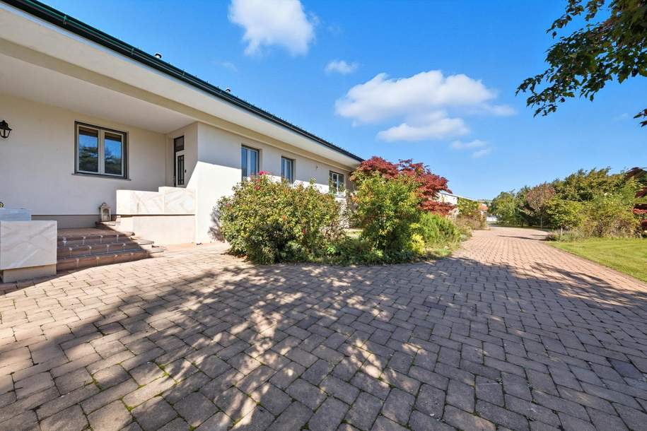 DAS PERFEKTE MIETHAUS IN GÖLLERSDORF! GROßZÜGIG & ELEGANT!, Haus-miete, 1.950,00,€, 2013 Hollabrunn