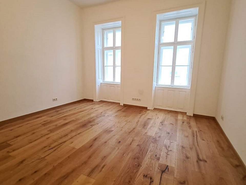 AUMANNPLATZ-NÄHE, unbefristete 50 m2 Altbau, 2 Zimmer, Küche, Parketten, Ruhelage, 1. Liftstock, Währinger Straße