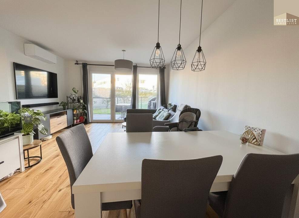 Hochwertige Gartenwohnung inkl. Tiefgaragenstellplatz