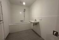 ERSTBEZUG 4 ZIMMERWOHNUNG IM ZENTRUM