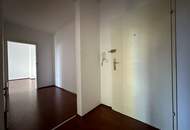 3 Zimmer Wohnung plus Loggia und Lift