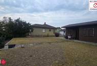 Seegrundstück mit eigenem Steg - machen Sie es zu Ihrem Wohntraum! (aktuell mit kleinem Gartenhäuschen)