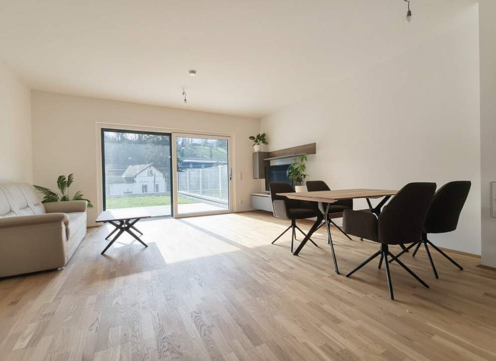 EXKLUSIVES TOWNHAUS AUF EIGENGRUND IN WEIDLING – NATURNAHES WOHNEN MIT STIL - FÜR MENSCHEN MIT ANSPRUCH