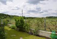 Exklusive, sonnige Garten-Wohnung! 2 Autoabstellplätze! Neubau!