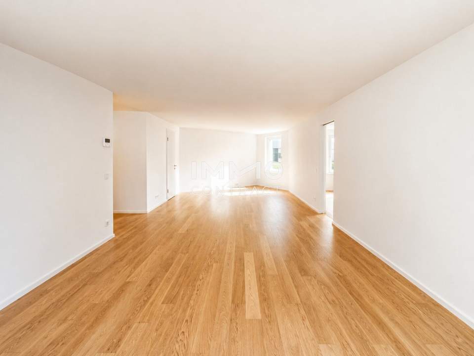 Exckusive Living: Directly at the main train station: Commission-free