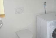 Unbefristet vermietete 2 Zimmer Wohnung im ausgebauten Dachgeschoss!