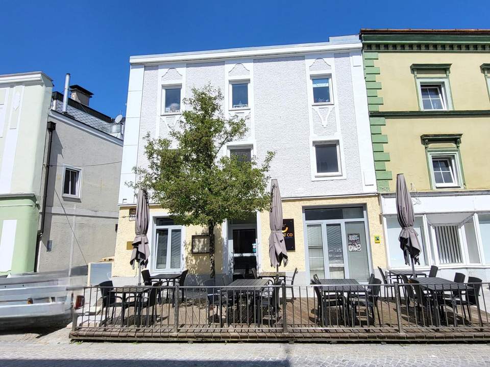 Ertragsobjekt - Stadthaus mit drei Einheiten, zwei davon vermietet