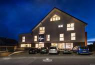 Modernes Cafe-Restaurant mit Panorama-Blick auf den Attersee wartet auf Ihre Übernahme!