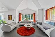 EXTRAVAGANTER BUNGALOW im VILLENVIERTEL! Loftfeeling mit uneinsehbarem Garten, Pool und Wellnessbereich