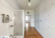 Attraktive 2 Zimmer Altbauwohnung in gepflegtem Altbau zum selbst gestalten