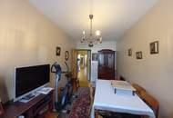 Charmante, ruhig gelegene 3 Zimmer-Wohnung, zentral begehbar, mit Balkon - WG geeignet