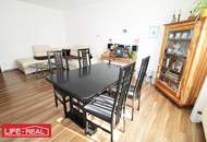 Sanierte, gepflegte 3-Zimmer-Wohnung mit Loggia in generalüberholten Mehrparteienhaus