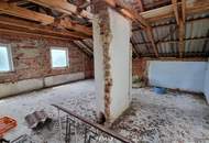 Handwerker aufgepasst! Komplett sanierungsbedürftiges Haus in Pielachhäuser