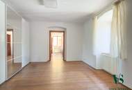 Landhausanwesen mit Pool, Gästehaus, Einliegerwohnung und parkähnlichem Garten