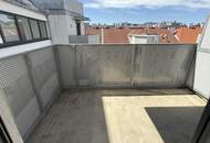 Wunderschöne Dachgeschoßwohnung mit 6,77m² Balkon in HOFRUHELAGE! Hopfengasse!