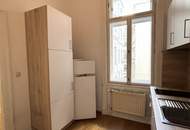 1040! Schönes Altbaubüro (teilbar) mit 4 Balkonen Nähe Karlsplatz!