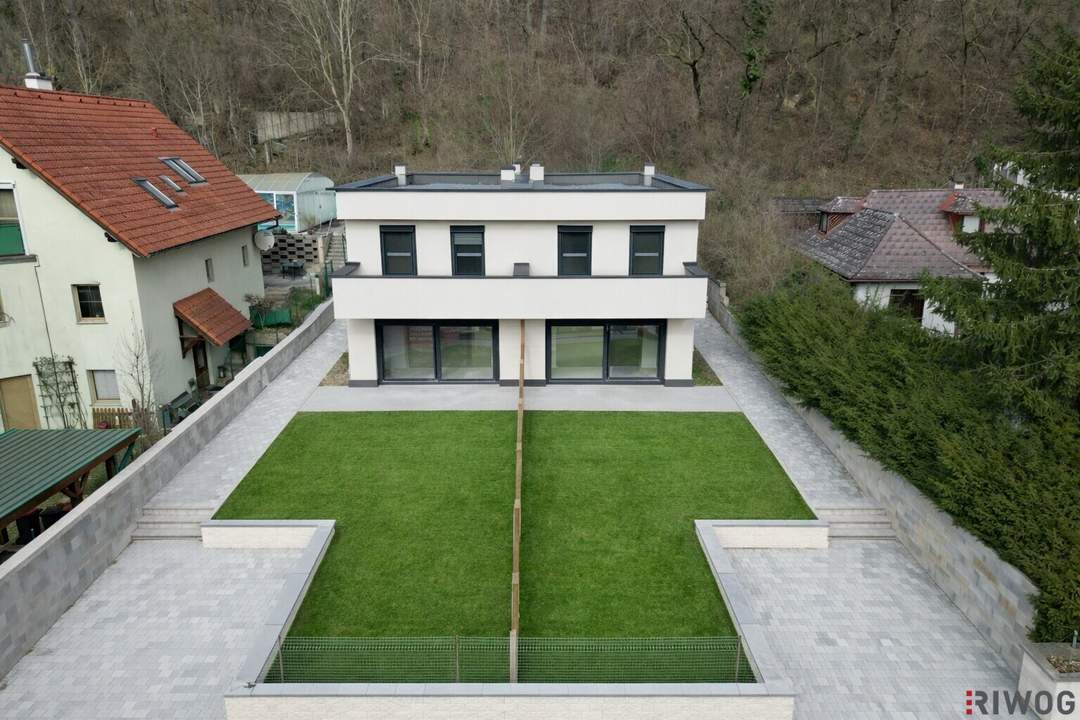 Neubau-Doppelhaus mit großem Garten und eigenem Waldstück | 4 Zimmer | Südseitiger Garten/Terrasse | Vollunterkellert | Luftwärmepumpe | 2 Einheiten verfügbar