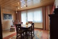 Liebevoll gepflegtes Kleinod mit Renovierungsbedarf