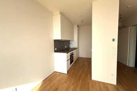VIENNA TWENTYTWO Living I U1 U-Bahn-Station KAGRAN I Lichtdurchflutete Wohnung mit Loggia & Panoramablick I Rooftop POOL I Sauna I Fitnessraum, Wohnung-miete, 1.350,00,€, 1220 Wien 22., Donaustadt