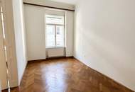 Großzügiger Altbau im Herzen der Stadt!